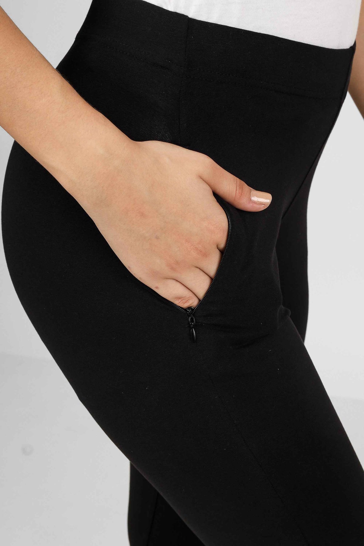 Straight Pant Black